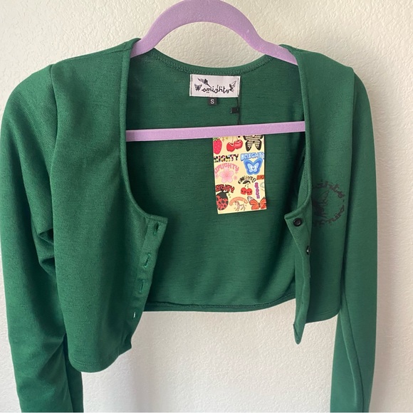 Omighty. Cropped Long Sleeve in Forest. Size S - Picture 1 of 4